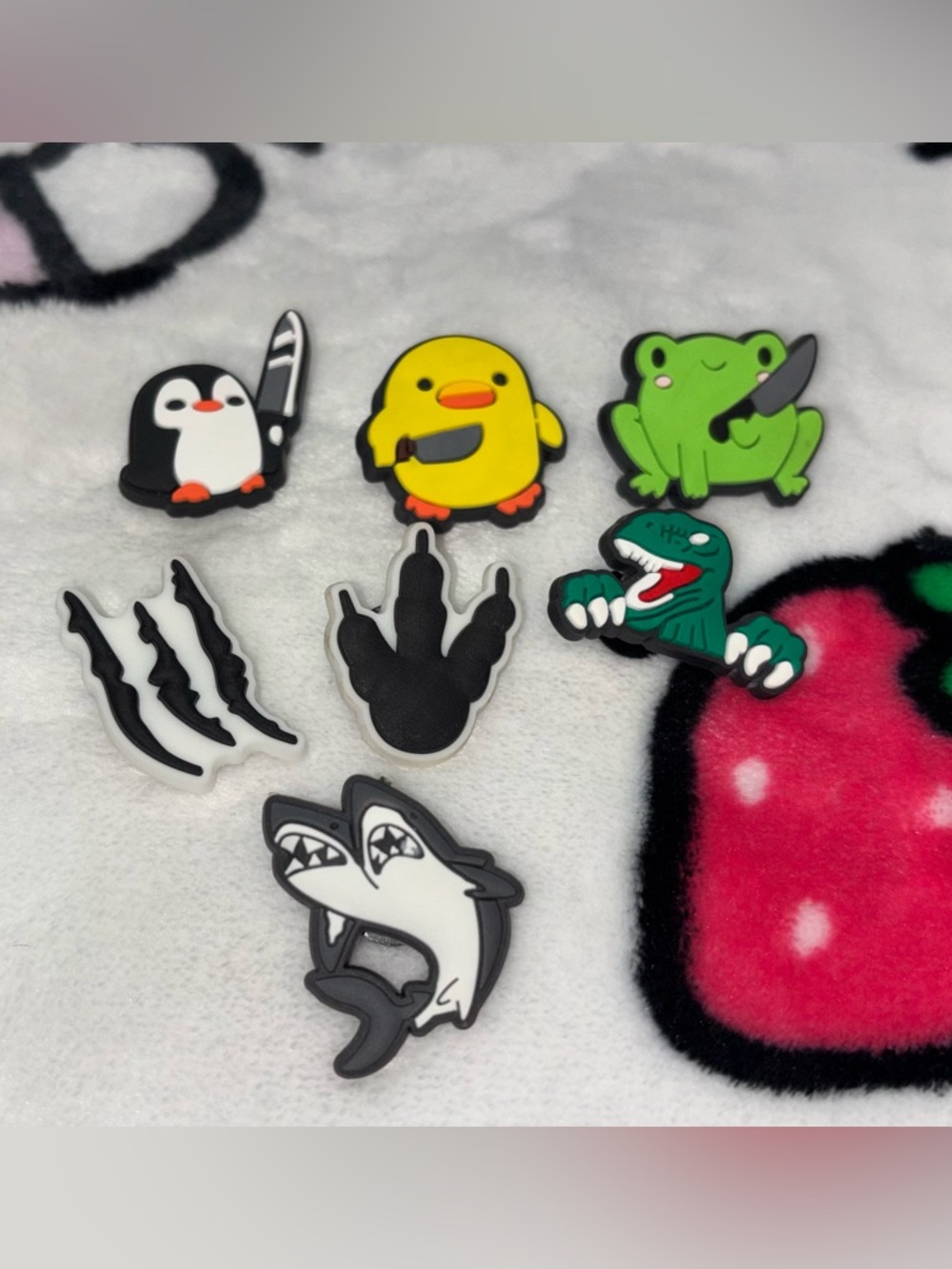 Animals with attitude shoe charms